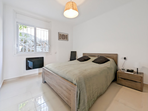 Wohnung, 250 m vom Strand von Canyelles entfernt, mit Privatparkplatz