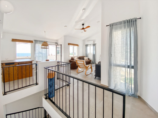 Maison neuve vue mer à Canyelles, vendue clés en main