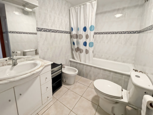 Casa con piscina comunitaria a 50m de la playa, en Gran Reserva