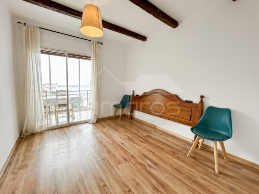 Helle Wohnung mit Meerblick in Roses