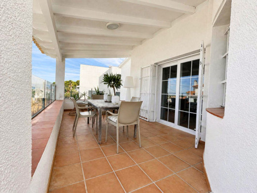 Maison avec piscine, terrasses et garage à L'Escala
