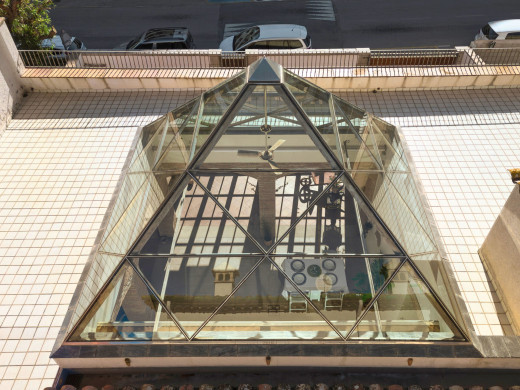 Maison unique avec jardin et garage dans le centre de Figueres