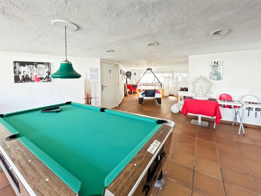 Immeuble avec licence touristique + restaurant à Llançà, Costa Brava