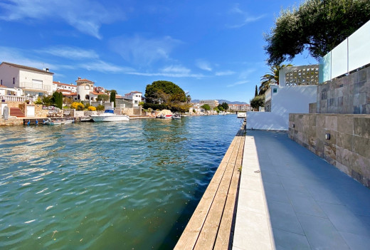 Luxushaus am Kanal von Empuriabrava
