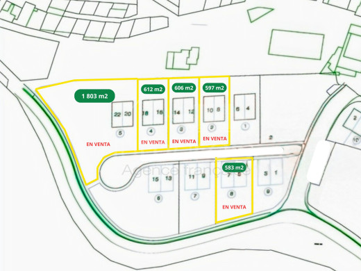 Terrain constructible à Biure, 303 m2