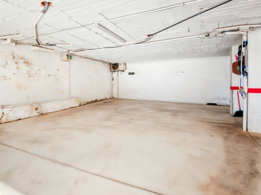 Wohnung, 250 m vom Strand von Canyelles entfernt, mit Privatparkplatz