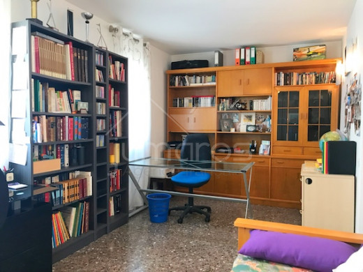 Bel appartement  rénové de 4 chambres avec vue mer
