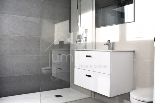 Casa nueva, 4 dormitorios, 4 baños, piscina, amarre