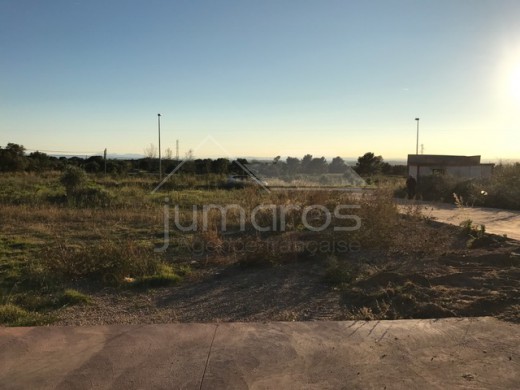 Terrain Constructible viabilisé de 385 m²