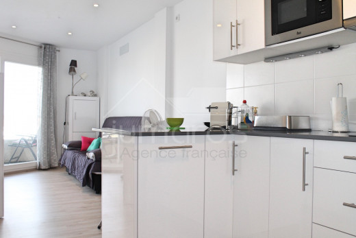 Rénové, vue canal, terrasse et amarre privée