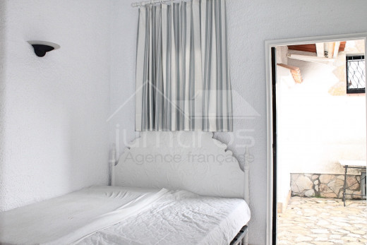 3 chambres, 12,5m d'amarre, 163m2, terrain de 564m2
