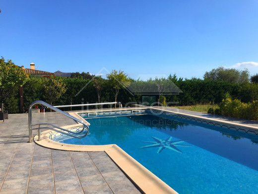 Très belle villa à Roses