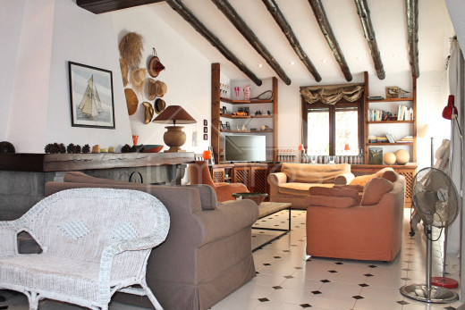 3 chambres, 12,5m d'amarre, 163m2, terrain de 564m2