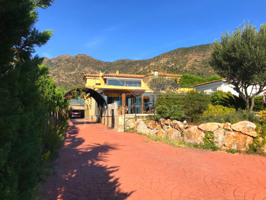 Très belle villa à Roses