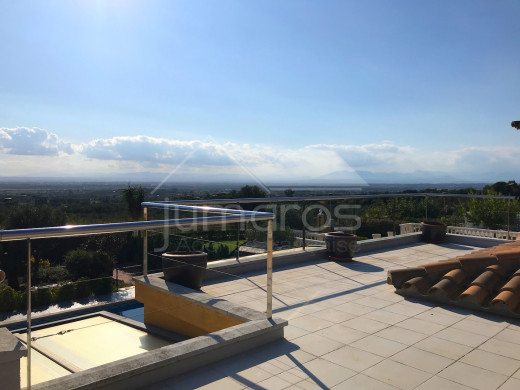 Très belle villa à Roses
