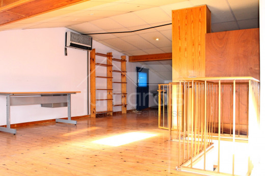 110m2, rénové, 3 chambres, vue mer, centre de Roses