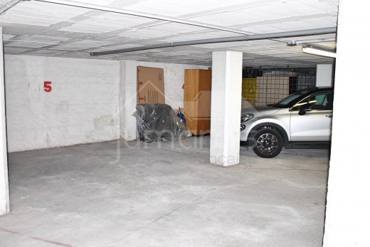 110m2, rénové, 3 chambres, vue mer, centre de Roses