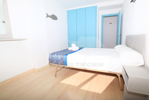 Meublé, rénové, 2 chambres et piscine
