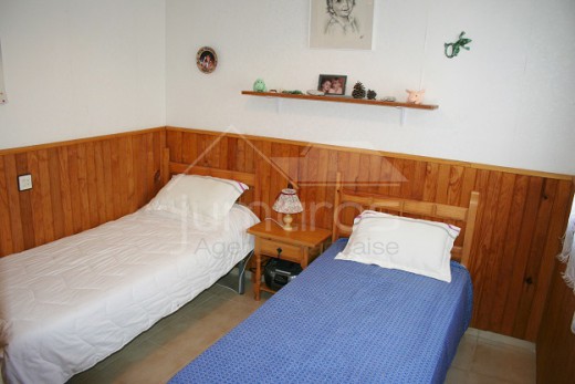 2 chambres, 70m2, terrasse de 11m2 avec vue mer