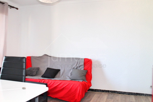 1 chambre, rénové avec terrasse et belle vue