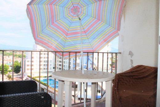 1 chambre, rénové avec terrasse et belle vue