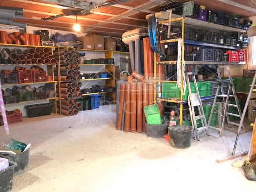 6 chambres, 160m2, garage privé, village médiéval