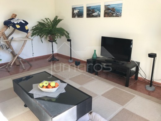 6 chambres, 160m2, garage privé, village médiéval