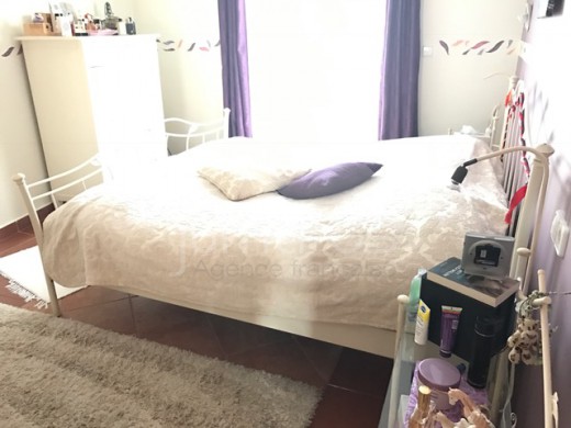 6 chambres, 160m2, garage privé, village médiéval