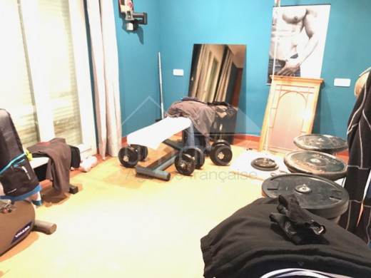6 chambres, 160m2, garage privé, village médiéval