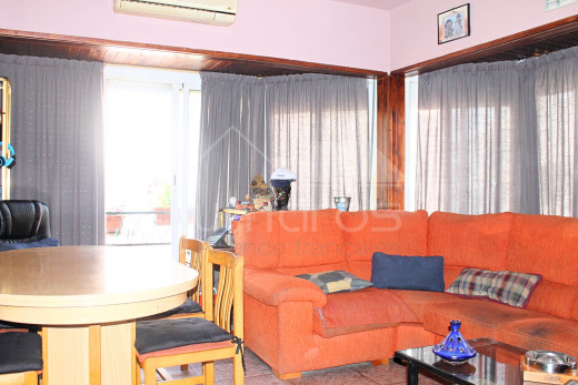 Apartamento de 2 habitaciones en el centro cerca de la playa