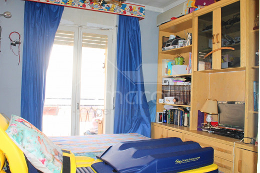 Apartamento de 2 habitaciones en el centro cerca de la playa