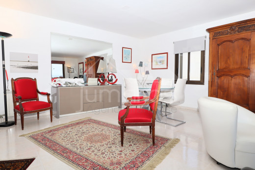 Vue mer, 3 chambres, piscine, parking et cave