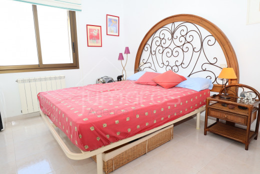 Vue mer, 3 chambres, piscine, parking et cave