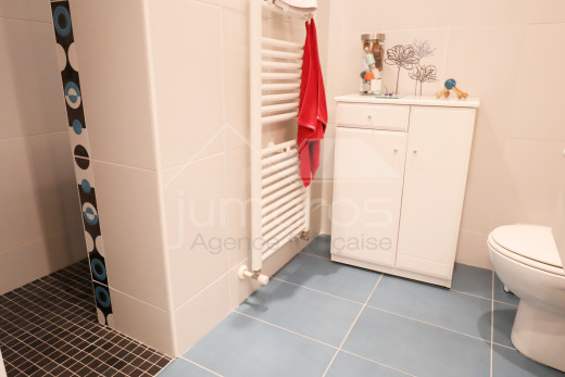Vue mer, 3 chambres, piscine, parking et cave