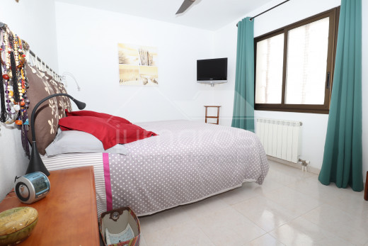 Vue mer, 3 chambres, piscine, parking et cave