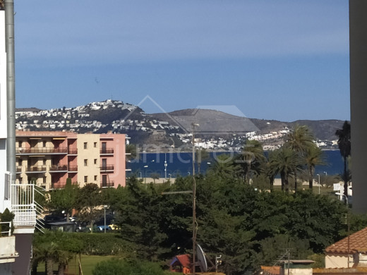 Joli appartement, 100m plage, vue mer