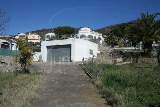 Terreno constructible con bonitas vistas en Can Isaac