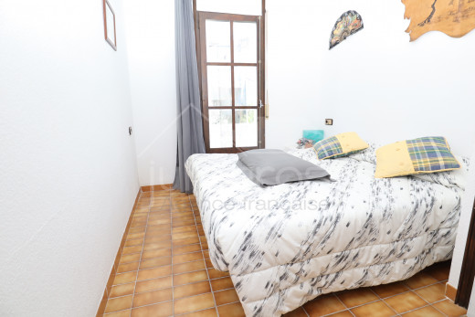 Sea view, 18m2 terrace and 2 bedrooms