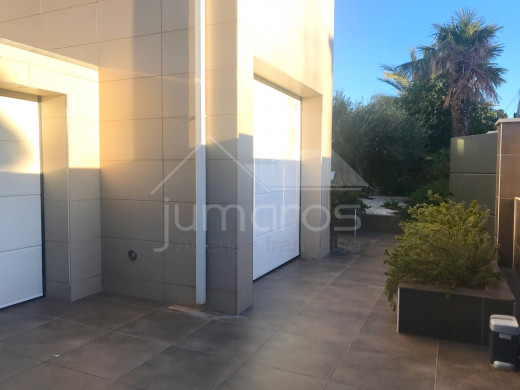 Villa de luxe, 5 chambres, 336m2, amarre voilier de 27m