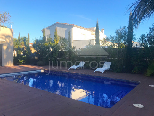 Villa de luxe, 5 chambres, 336m2, amarre voilier de 27m