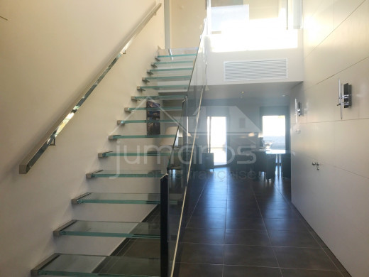 Villa de luxe, 5 chambres, 336m2, amarre voilier de 27m