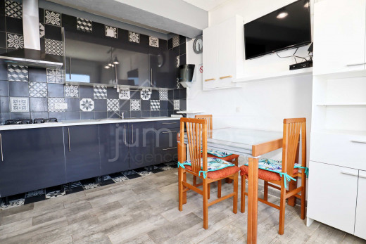 1 chambre au centre et 5 min à pied de la plage