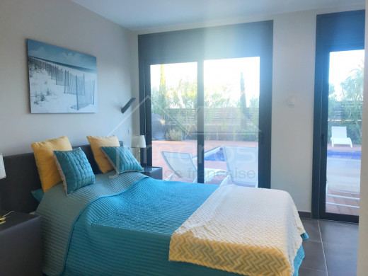 Villa de luxe, 5 chambres, 336m2, amarre voilier de 27m
