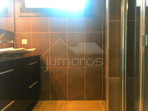Villa de luxe, 5 chambres, 336m2, amarre voilier de 27m