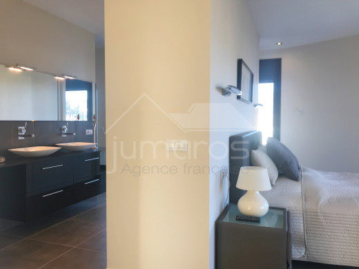 Villa de luxe, 5 chambres, 336m2, amarre voilier de 27m