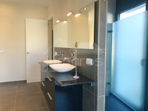 Villa de luxe, 5 chambres, 336m2, amarre voilier de 27m