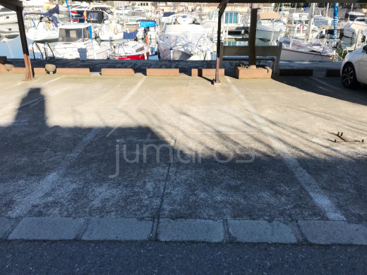 Amarre voilier de 3x9m + parking  à Santa Margarida