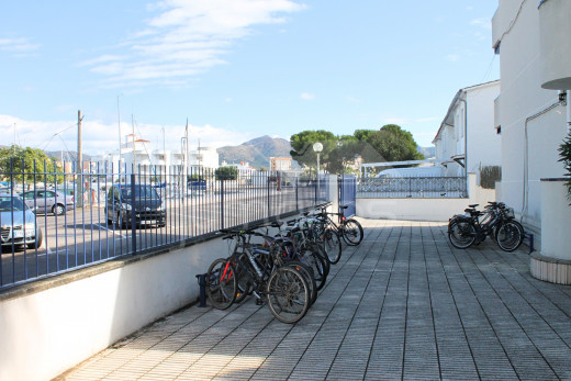 Appartement avec vue sur la marina et la montagne