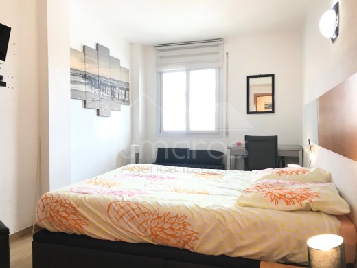 2 chambres, 59m2, terrasse de 10m2, piscine communautaire