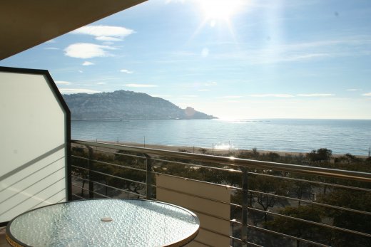 Dernier étage Duplex  sur le front de mer de Roses